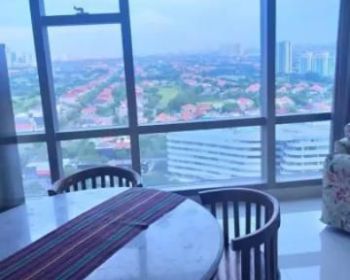 apartemen la Riz pakuwon indah dekat graha citraland wiyung